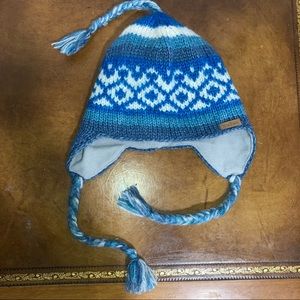 NWT KuSan Wool Mohair Blend Handmade in Nepal Winter Hat Blue Gray White Tassel